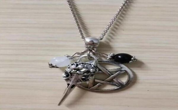 vintage style raven skull head pentagram black white beads pendant necklace charm punk gothic jewelry 725970072, Silver
vintage style raven skull head pentagram black white beads pendant necklace charm punk gothic jewelry 725970072, Silver