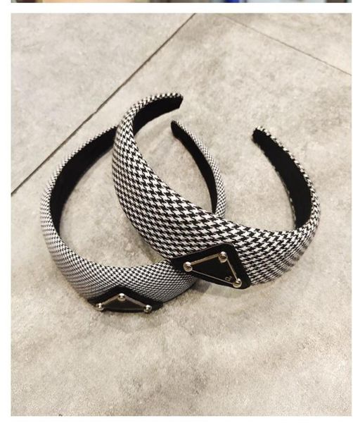 headbands european and american style houndstooth english alphabet sponge headband net red same face wash headband1926416, Silver
headbands european and american style houndstooth english alphabet sponge headband net red same face wash headband1926416, Silver
