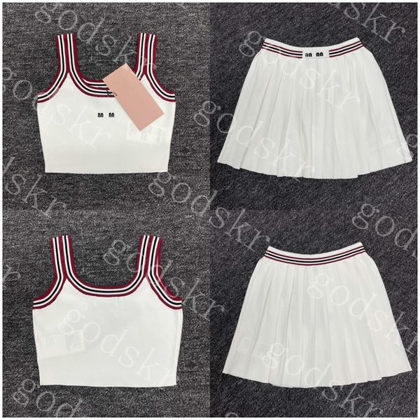 designer striped tanks womens pleated dresses cropped t shirt short skirt knitted tees original quality, Black;white
designer striped tanks womens pleated dresses cropped t shirt short skirt knitted tees original quality, Black;white