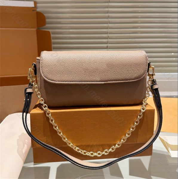 high fashion designers chain shoulder cross body bags lady totes woman luxury letter printing shoulders bag leather embossing handbags clutc
high fashion designers chain shoulder cross body bags lady totes woman luxury letter printing shoulders bag leather embossing handbags clutc