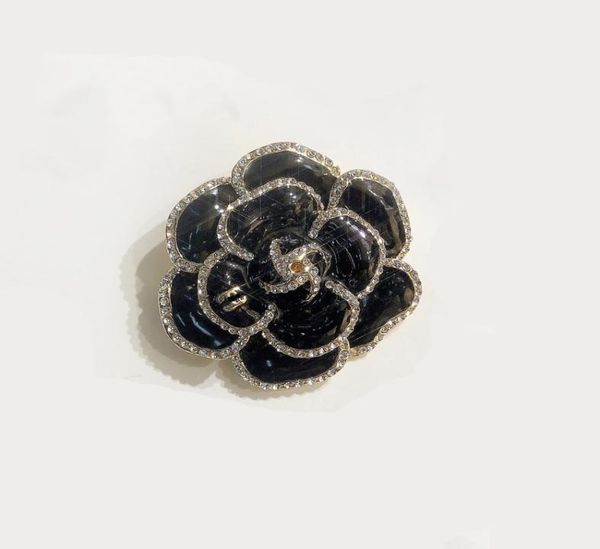 18k gold plated brooches pins luxury brand designers black camellia flower print circle fashion women stainless steel brooches wed1255468, Gray
18k gold plated brooches pins luxury brand designers black camellia flower print circle fashion women stainless steel brooches wed1255468, Gray