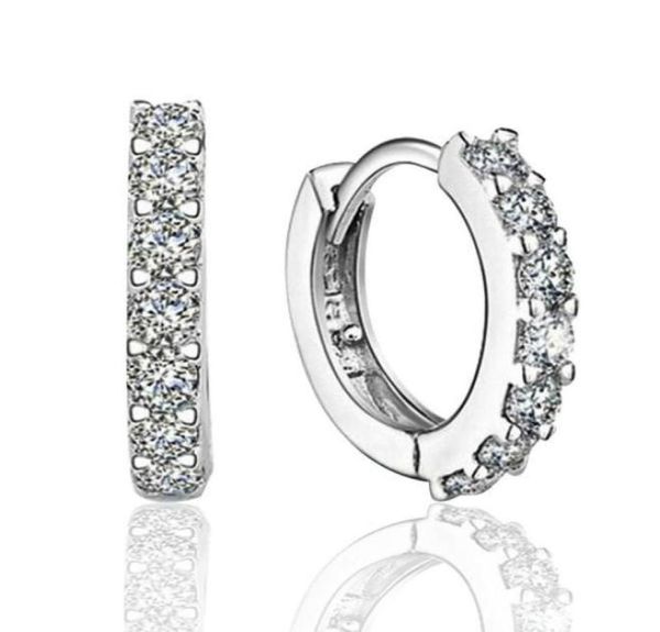 100925 sterling silver small hoop earrings with zircon fashion jewelry engagement gift for women good quality5131150, Golden;silver
100925 sterling silver small hoop earrings with zircon fashion jewelry engagement gift for women good quality5131150, Golden;silver