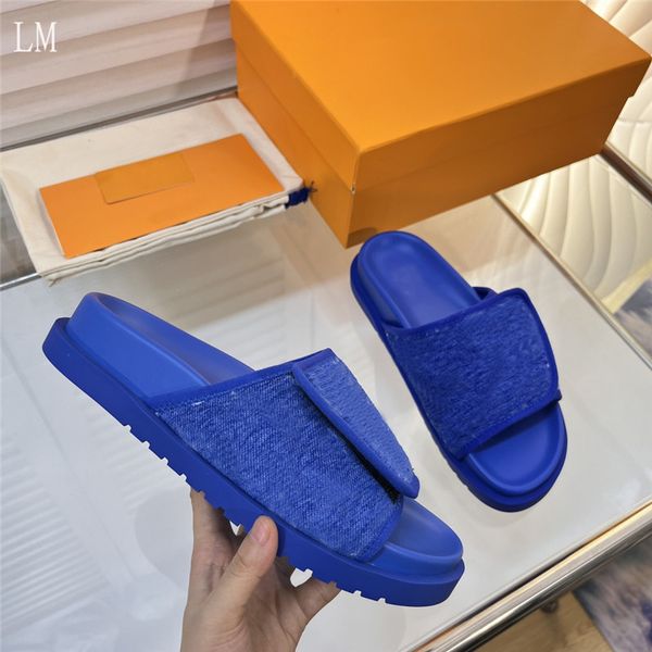designer luxury blue giant miami mule sandals line mules flat shoes sandalsl sandals with box, Black
designer luxury blue giant miami mule sandals line mules flat shoes sandalsl sandals with box, Black