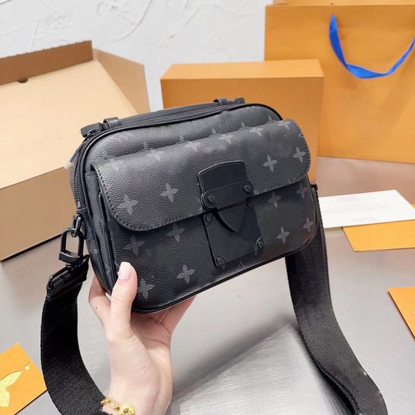 shoulder bag designer clutch leather material fashion personality handbag high-quality ladies sweet unique messenger ladies gift
shoulder bag designer clutch leather material fashion personality handbag high-quality ladies sweet unique messenger ladies gift