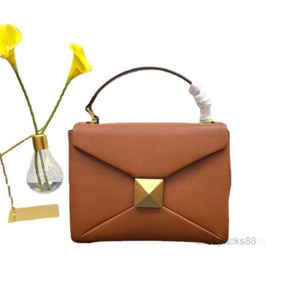 bag women beach bags crossbody designer handbags new fashion handheld luxurys metal large rivet underarm handbag qi1o
bag women beach bags crossbody designer handbags new fashion handheld luxurys metal large rivet underarm handbag qi1o