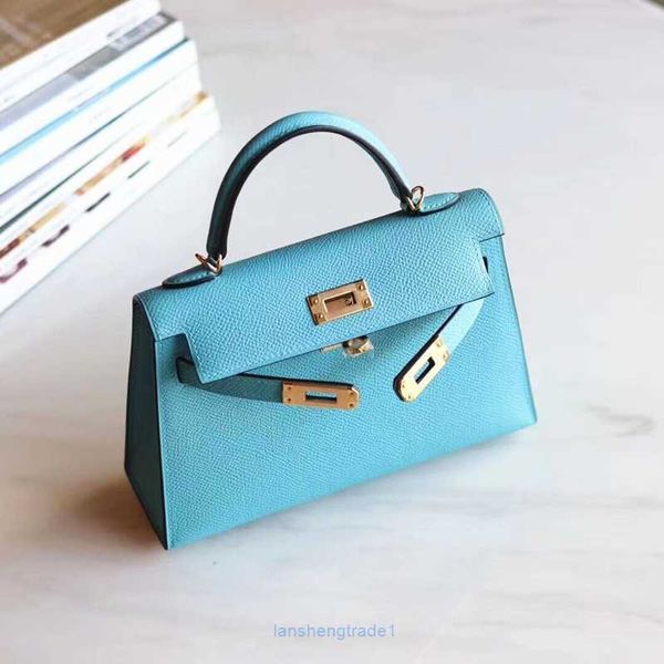 2023 new designer cowhide women's bag fashion kylie small shoulder crossbody handheld europe and the united states womenbag with real l
2023 new designer cowhide women's bag fashion kylie small shoulder crossbody handheld europe and the united states womenbag with real l