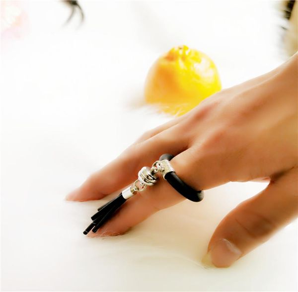 ukebay 2020 new tassel jewelry fashion rings women designer luxury rings bohemia wedding accessories rubber meterial custom ring 11866342, Silver
ukebay 2020 new tassel jewelry fashion rings women designer luxury rings bohemia wedding accessories rubber meterial custom ring 11866342, Silver