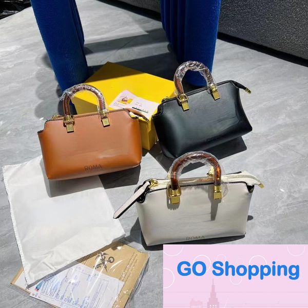 summer new women's bag fashion one-shoulder crossbody bag advanced texture portable tote bags
summer new women's bag fashion one-shoulder crossbody bag advanced texture portable tote bags