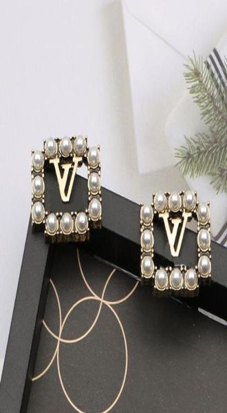 20color 18k gold plated women letters stud circle lady geometric 925 silver tassel crystal rhinestone pearl earrings wedding jewer2380264, Golden;silver
20color 18k gold plated women letters stud circle lady geometric 925 silver tassel crystal rhinestone pearl earrings wedding jewer2380264, Golden;silver