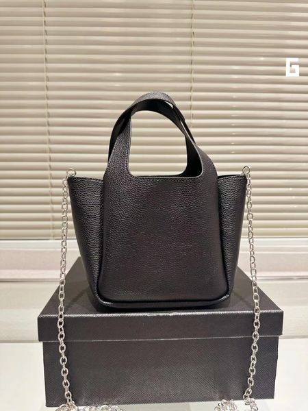 mini tote bag pra shourlder luxury designer bags spring and summer new classic women basket wallet rapid delivery vegetable bucket bag trian
mini tote bag pra shourlder luxury designer bags spring and summer new classic women basket wallet rapid delivery vegetable bucket bag trian