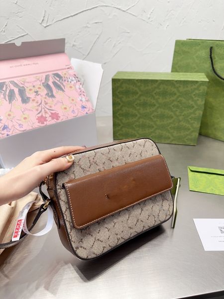 designer bag classic old flower brown with leather hardware buckle camera bag shoulder crossbody bag 22cm
designer bag classic old flower brown with leather hardware buckle camera bag shoulder crossbody bag 22cm