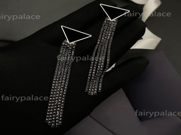 charm fashion tassel stud earrings simple european and american trendy letter earring women jewelry for party gift8652527, Golden;silver
charm fashion tassel stud earrings simple european and american trendy letter earring women jewelry for party gift8652527, Golden;silver