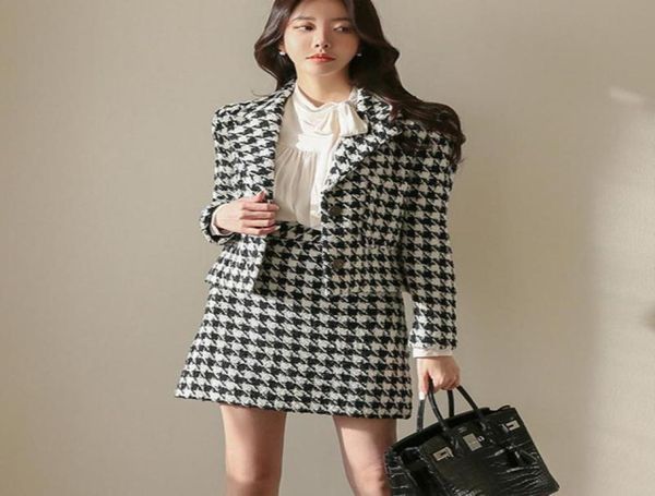 work dresses autumn winter houndstooth vintage tweed two piece set women short jacket coat skirt suits small fragrance 2 sets4693234, White;black
work dresses autumn winter houndstooth vintage tweed two piece set women short jacket coat skirt suits small fragrance 2 sets4693234, White;black