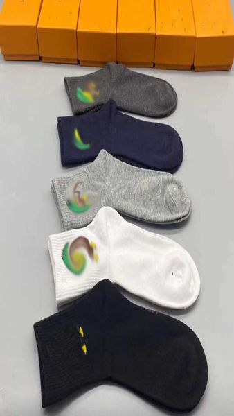 mens socks letter cotton causal long stockings paris style spring and summer random color7075762, Black
mens socks letter cotton causal long stockings paris style spring and summer random color7075762, Black