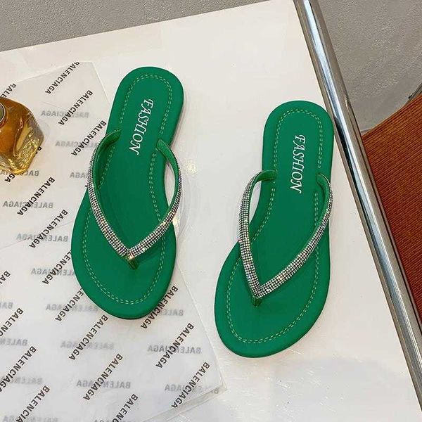 sandals shoes ladies slippers glitter slides slipers women shale female beach fashion rubber flip flops flat jelly sabot summer 230417, Black
sandals shoes ladies slippers glitter slides slipers women shale female beach fashion rubber flip flops flat jelly sabot summer 230417, Black