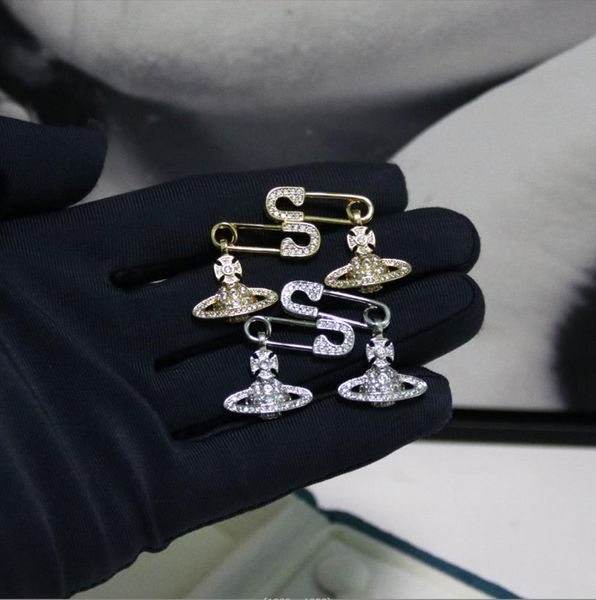 dangle & chandelier european and american luxury jewelry brands with full diamond pin shaped earrings and gold silver earrings
dangle & chandelier european and american luxury jewelry brands with full diamond pin shaped earrings and gold silver earrings