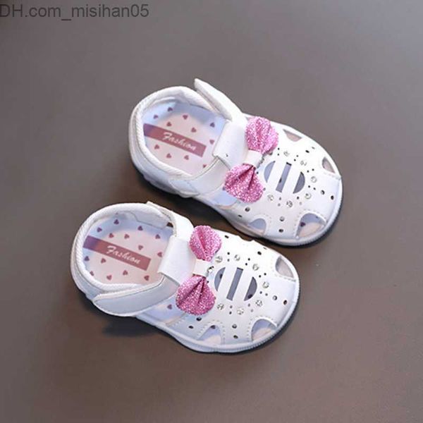 sandals new summer sandals cute fashionable children's leather princess shoes breathable baby hoodie for girls z230712, Black;red
sandals new summer sandals cute fashionable children's leather princess shoes breathable baby hoodie for girls z230712, Black;red