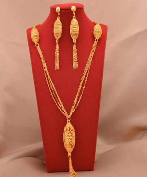 earrings necklace dubai jewelry sets 24k gold plated luxury african wedding gifts bridal bracelet ring jewellery set for women2284881, Silver
earrings necklace dubai jewelry sets 24k gold plated luxury african wedding gifts bridal bracelet ring jewellery set for women2284881, Silver