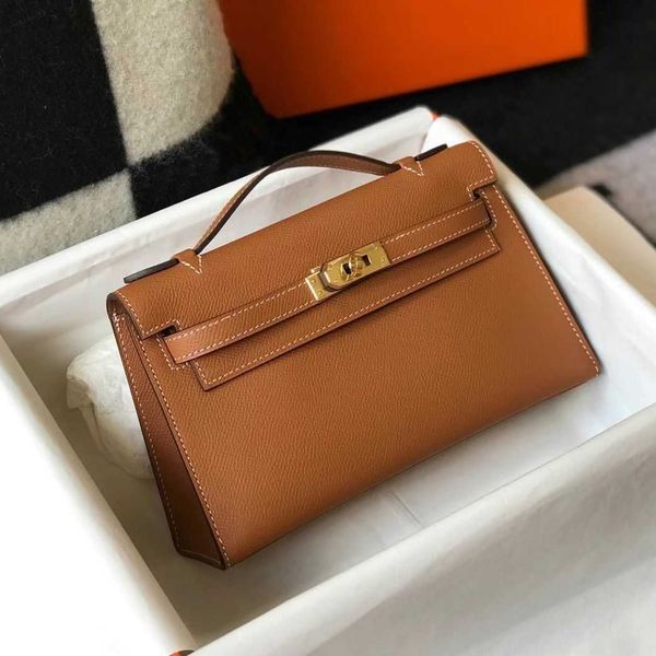 designer h home tote bags for women online store cowhide generation palm pattern small bag women 2023 new handheld women's simulation b
designer h home tote bags for women online store cowhide generation palm pattern small bag women 2023 new handheld women's simulation b