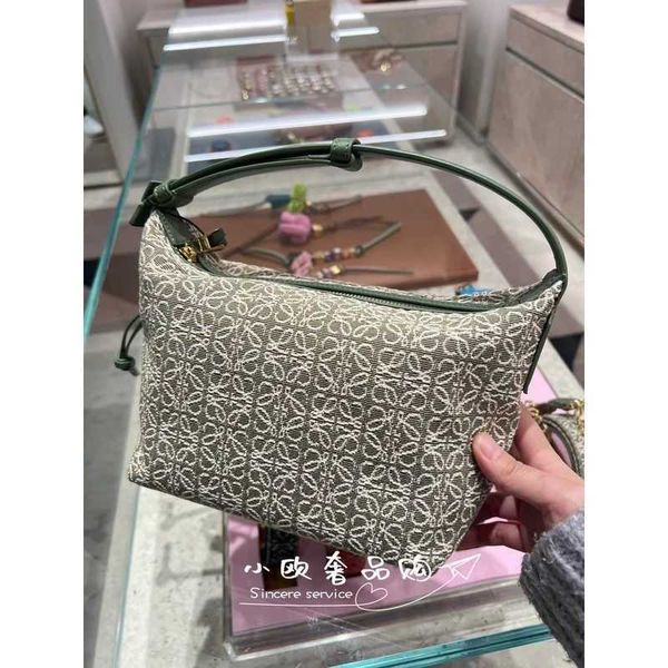 luxury designer loevve bag fashion tote shoulder canvas bags cubi lunch box jacquard patchwork leather single underarm handbag women's
luxury designer loevve bag fashion tote shoulder canvas bags cubi lunch box jacquard patchwork leather single underarm handbag women's