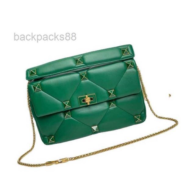 handbags crossbody luxurys cowhide women beach bags fashionable designer rivet bag large capacity handbag uocc
handbags crossbody luxurys cowhide women beach bags fashionable designer rivet bag large capacity handbag uocc