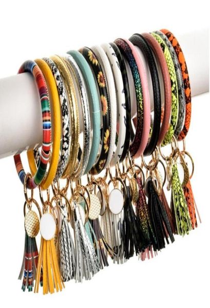 pcs leather wear bracelet keychain for women gifts trendy tassel circle wristlet keychain jewelry drop2047183, Golden;silver
pcs leather wear bracelet keychain for women gifts trendy tassel circle wristlet keychain jewelry drop2047183, Golden;silver
