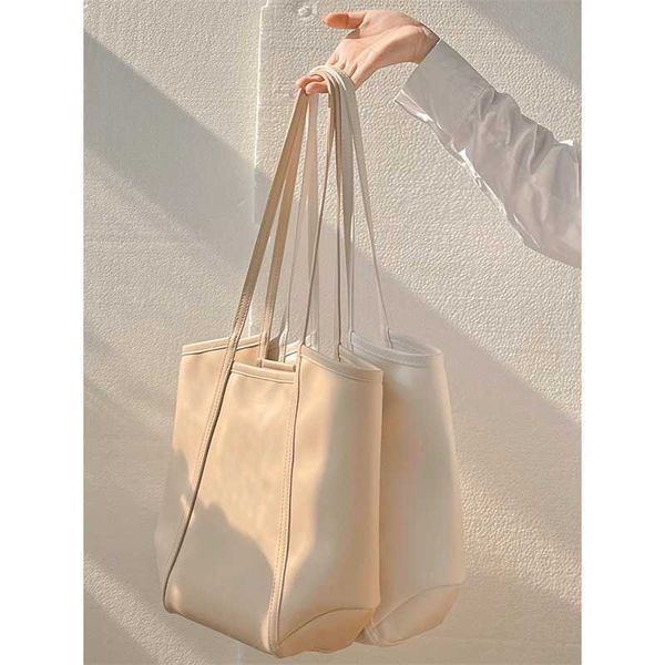soft face mother tote bag women's summer season new handheld one shoulder large capacity ins small fashion versatile
soft face mother tote bag women's summer season new handheld one shoulder large capacity ins small fashion versatile