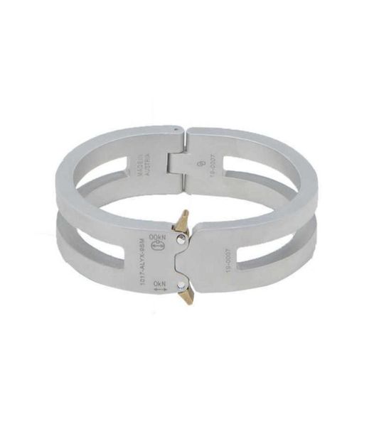 2021 new alyx bracelet ttitanium alloy 11 version track alyx hip hop cuff bracelets 1017 alyx 9sm 190007 q076325559, Black
2021 new alyx bracelet ttitanium alloy 11 version track alyx hip hop cuff bracelets 1017 alyx 9sm 190007 q076325559, Black
