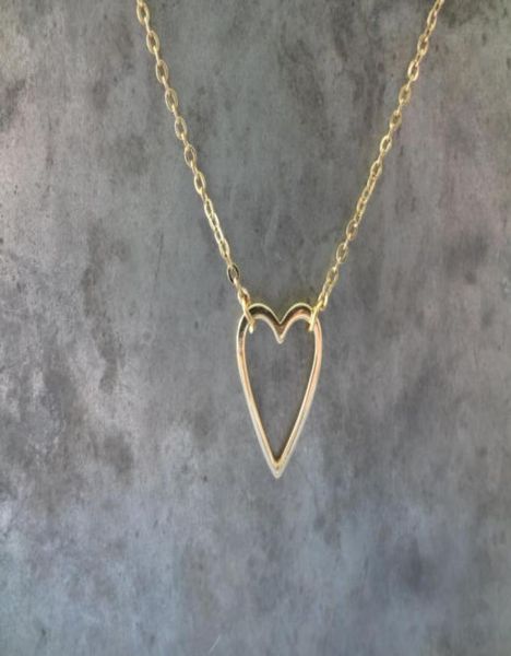 30pcs n022 gold silver tiny line hollow out open heart necklaces simple wire wrapped love heart necklaces for lovers couples7442674
30pcs n022 gold silver tiny line hollow out open heart necklaces simple wire wrapped love heart necklaces for lovers couples7442674