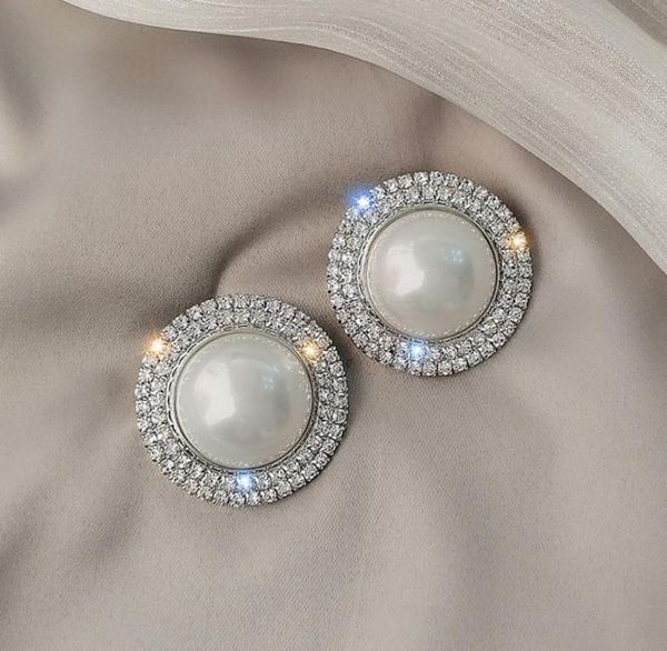 s1139 fashion jewelry s925 silver post earrings exaggerated faux pearl rhinstone stud earrings7720497, Golden;silver
s1139 fashion jewelry s925 silver post earrings exaggerated faux pearl rhinstone stud earrings7720497, Golden;silver