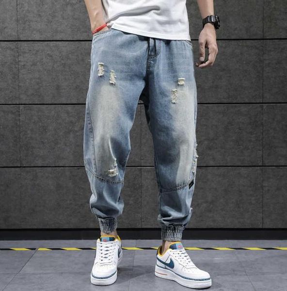 2020 new hip hop harem jeans pants men loose joggers denim casual sweatpants korea ankle length trousers streetwear s08046271724, Blue
2020 new hip hop harem jeans pants men loose joggers denim casual sweatpants korea ankle length trousers streetwear s08046271724, Blue