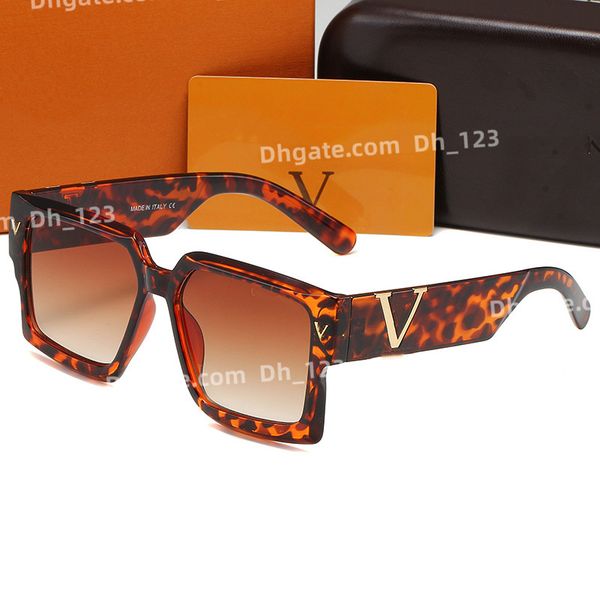 designer sunglasses for woman fashion glasses rectangle big full frame letter design for man letter v women sun glasses with box, White;black
designer sunglasses for woman fashion glasses rectangle big full frame letter design for man letter v women sun glasses with box, White;black