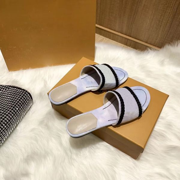 2023 shoes summer new ladies sandals designer slippers flip flops platform high heels shoe outerwear thick heeled beach slippers size 35-45, Black
2023 shoes summer new ladies sandals designer slippers flip flops platform high heels shoe outerwear thick heeled beach slippers size 35-45, Black