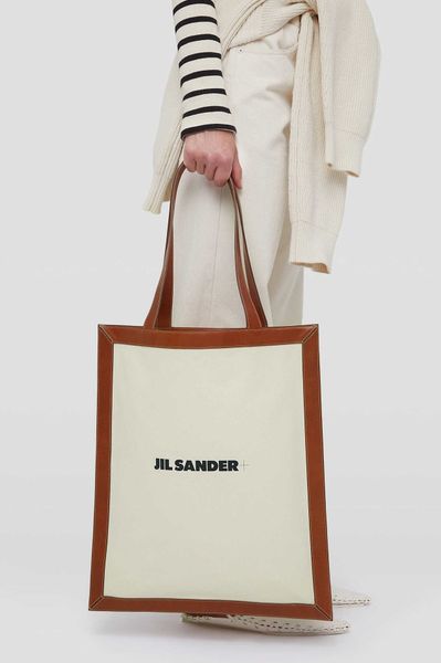 jil sander sander spring/summer cowhide border panel canvas shoulder bag handbag minimalist style tote bag
jil sander sander spring/summer cowhide border panel canvas shoulder bag handbag minimalist style tote bag