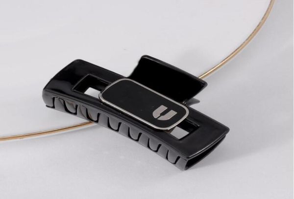 european and american big letter square clamps temperament fashion allmatch acrylic shark hair headwear female fast 2053011, Slivery;golden
european and american big letter square clamps temperament fashion allmatch acrylic shark hair headwear female fast 2053011, Slivery;golden