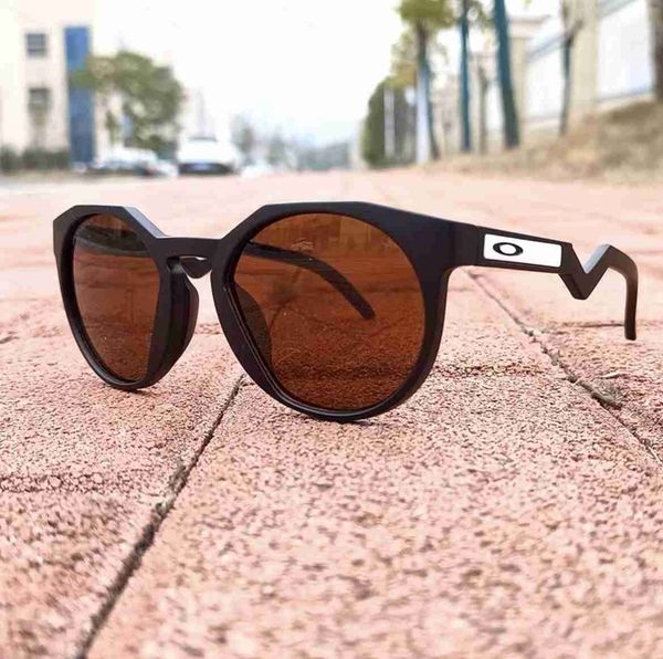 new style role oakleies sunglasses simple metal mens designer sunglasses women glasses outdoor timeless sunglass glass shades uv400 designer, White;black
new style role oakleies sunglasses simple metal mens designer sunglasses women glasses outdoor timeless sunglass glass shades uv400 designer, White;black