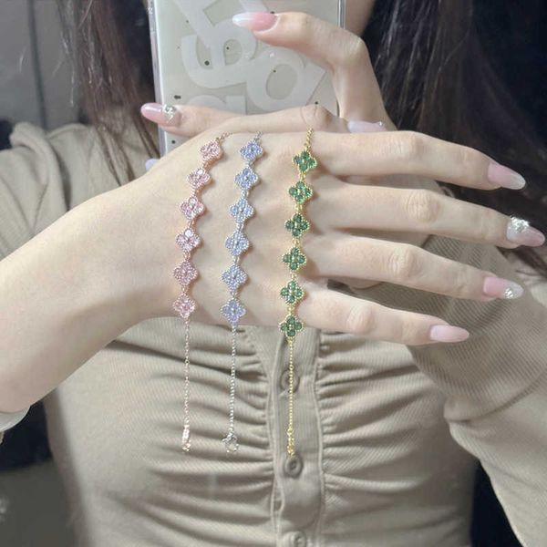 mdalo summer four-leaf clover colorful treasure zircon bracelet plated 18k simple cherry blossom powder fashion handwear mixed batch, Golden;silver
mdalo summer four-leaf clover colorful treasure zircon bracelet plated 18k simple cherry blossom powder fashion handwear mixed batch, Golden;silver
