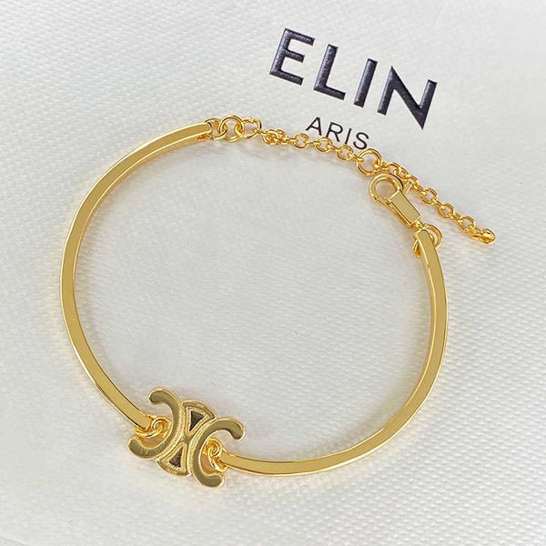 cei triumphal arch new product ins niche design france light luxury high sense simple brass bracelet jewelry, Golden;silver
cei triumphal arch new product ins niche design france light luxury high sense simple brass bracelet jewelry, Golden;silver