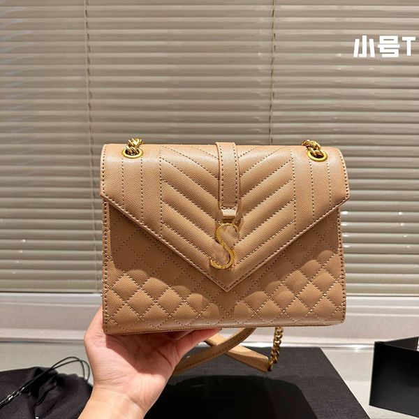 classic flap women envelope shoulder bag large capacity leather v-stitch designer bag multi pocket crossbody handbag shopping travel card ho
classic flap women envelope shoulder bag large capacity leather v-stitch designer bag multi pocket crossbody handbag shopping travel card ho