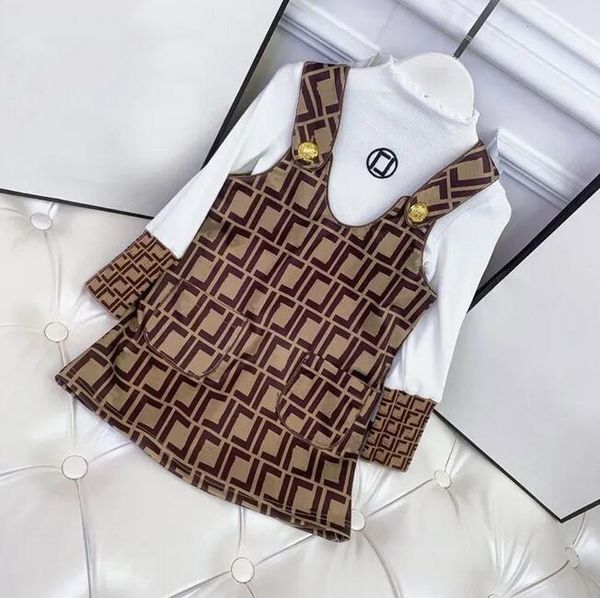 2023 designer baby girls clothing children long sleeve white t-shirt classic brand clothes spring kids spring dress set luxury letter clothe, Red;yellow
2023 designer baby girls clothing children long sleeve white t-shirt classic brand clothes spring kids spring dress set luxury letter clothe, Red;yellow