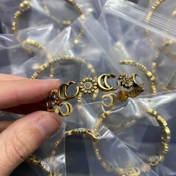 fashion style bracelets women bangle wristband cuff chain designer letter jewelry 18k gold plated stainless steel wedding lovers gift bracel, Black
fashion style bracelets women bangle wristband cuff chain designer letter jewelry 18k gold plated stainless steel wedding lovers gift bracel, Black