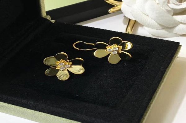 brand pure 925 sterling silver jewelry for women gold color earrings flower luck clover design wedding party earring 2009217946636, Golden;silver
brand pure 925 sterling silver jewelry for women gold color earrings flower luck clover design wedding party earring 2009217946636, Golden;silver