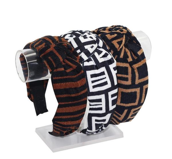 classic vintage designer letters printed bowknot headband simple retro women wide edge cross knotted hair hoop turban headwr2766289, Silver
classic vintage designer letters printed bowknot headband simple retro women wide edge cross knotted hair hoop turban headwr2766289, Silver