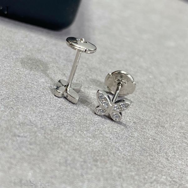 trendy designer small earrings butterfly pendant earrings silver diamond earrings women's fashion jewelry original style variety, Golden;silver
trendy designer small earrings butterfly pendant earrings silver diamond earrings women's fashion jewelry original style variety, Golden;silver