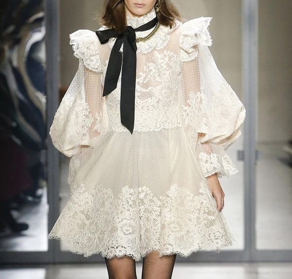lian tide brand spring and autumn new stand-up collar lace long-sleeved high-waist perspective bow dress1227381, Black
lian tide brand spring and autumn new stand-up collar lace long-sleeved high-waist perspective bow dress1227381, Black