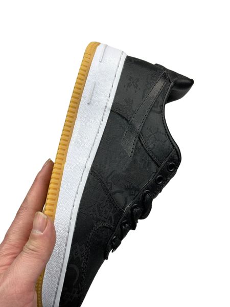 2023 athletic running shoes clot 1 07 low black university red-white men women lifestyle designer sports sneakers
2023 athletic running shoes clot 1 07 low black university red-white men women lifestyle designer sports sneakers