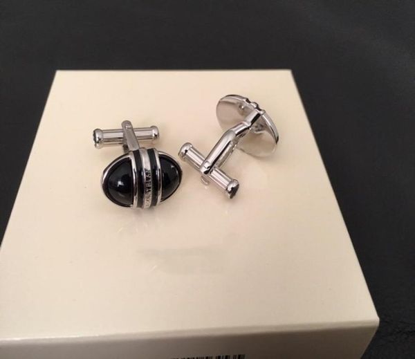 fashionable cuff links original with logo jewelry stainless steel cufflink for men and women2257788, Silver
fashionable cuff links original with logo jewelry stainless steel cufflink for men and women2257788, Silver