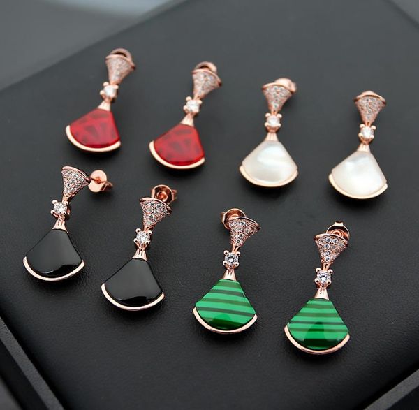 europe america style lady women titanium steel tassels engraved b initials onyx mother of pearl malachite carnelian diamond stud e5829235, Golden;silver
europe america style lady women titanium steel tassels engraved b initials onyx mother of pearl malachite carnelian diamond stud e5829235, Golden;silver
