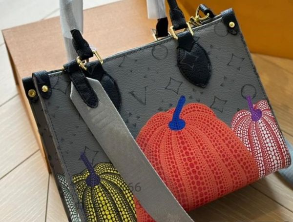 european and american fashion horizontal square yayoi kusama series old flower pumpkin pattern handbag casual storage bag classic tote bag
european and american fashion horizontal square yayoi kusama series old flower pumpkin pattern handbag casual storage bag classic tote bag