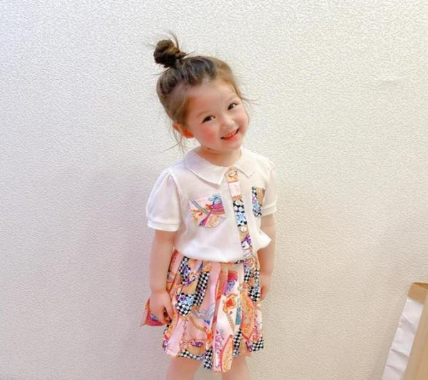 luxury girls fold lapel short sleeve dress summer children printed pleated dresses kids designer clothing a634865600413905709, Red;yellow
luxury girls fold lapel short sleeve dress summer children printed pleated dresses kids designer clothing a634865600413905709, Red;yellow